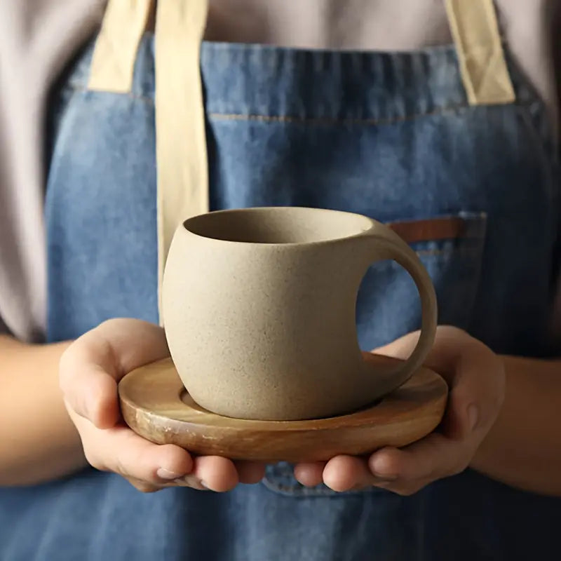 ClayHaven – Keramik Kaffeetasse Mit Holz Untertasse
