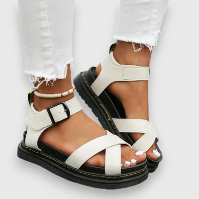 Nina Sportliche Sandalen