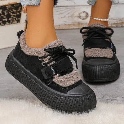 Warme Sneaker mit Fleecefutter