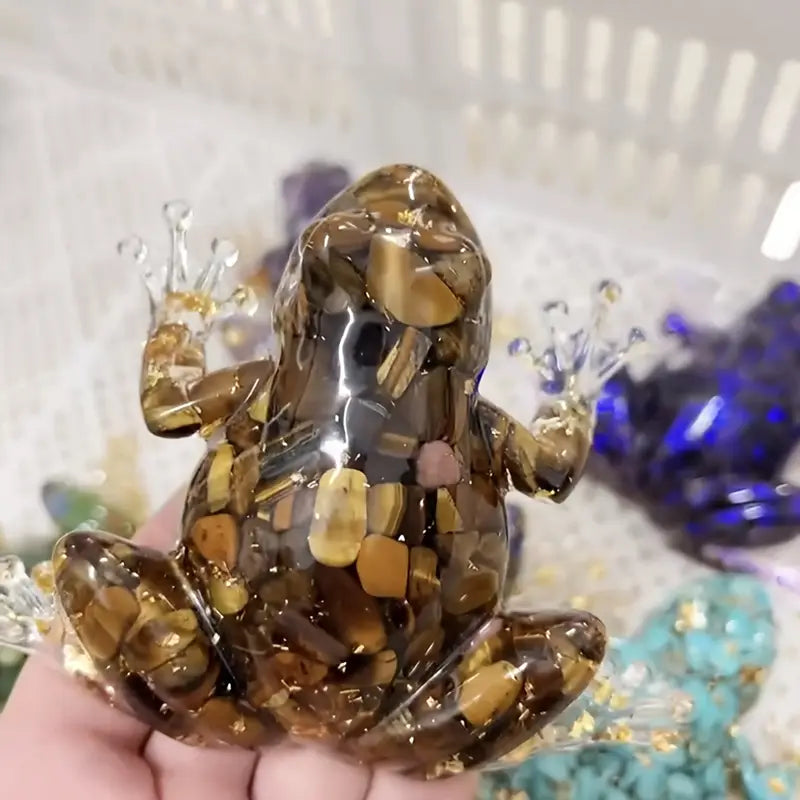 Frostone – Kristallfrosch Skulptur für die Wohnraumdekoration